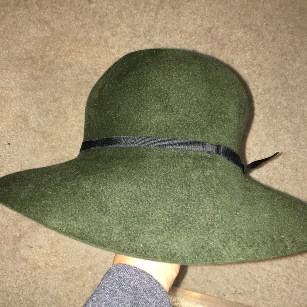 HELEN KAMINSKI SOFT WOOL FLOPPY HAT EUC - Picture 4 of 7